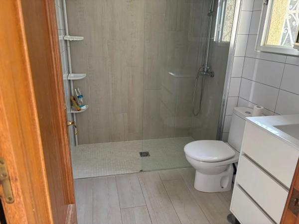 Casa independiente en calle Varsovia