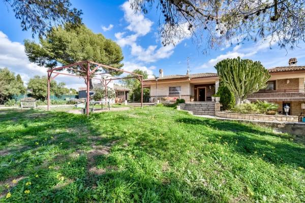 Chalet en Pueblo Levante