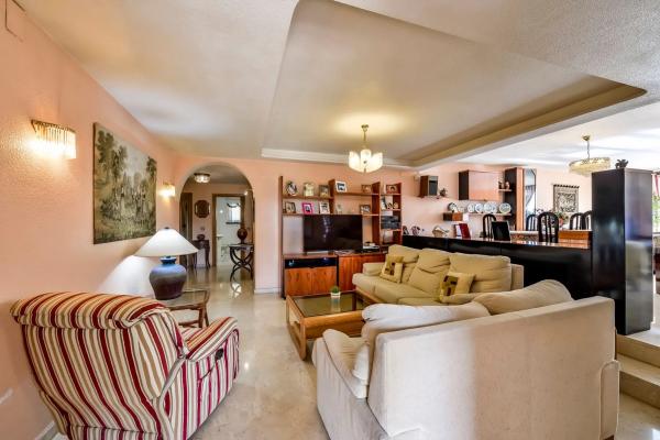 Chalet en Pueblo Levante