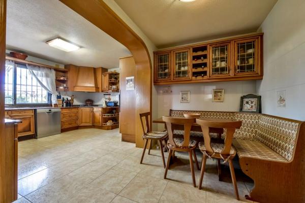 Chalet en Pueblo Levante