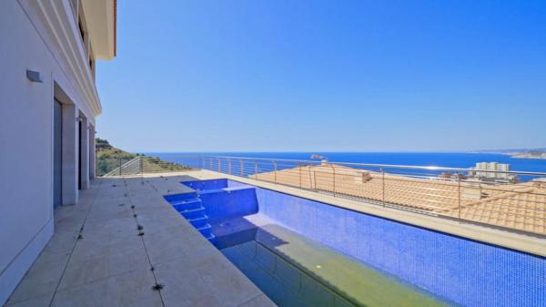 Casa independiente en avenida de Tokio, 19