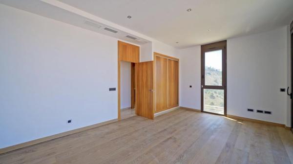 Casa independiente en avenida de Tokio, 19