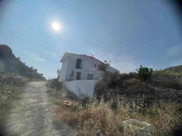 Casa independiente en Campo s/n