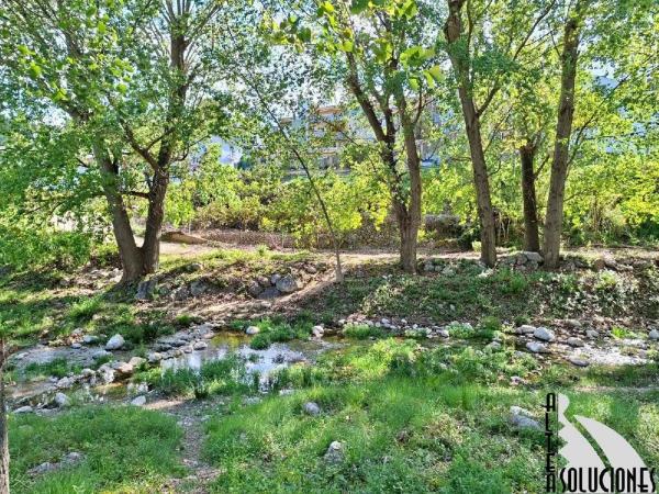 Chalet adosado en de la constitución