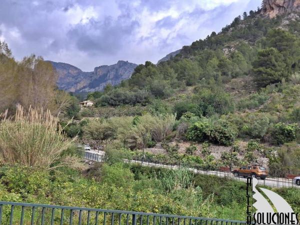 Chalet adosado en de la constitución