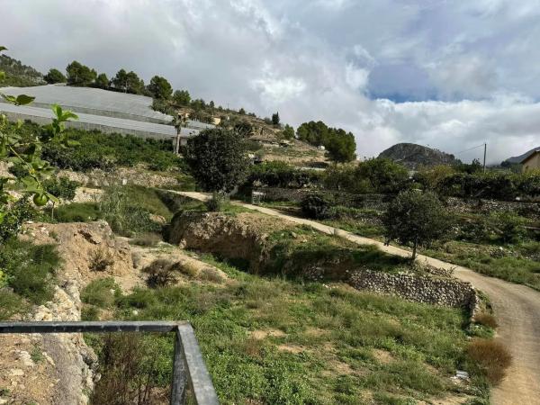 Casa independiente en Horta Ferrers, polígono 2, 261