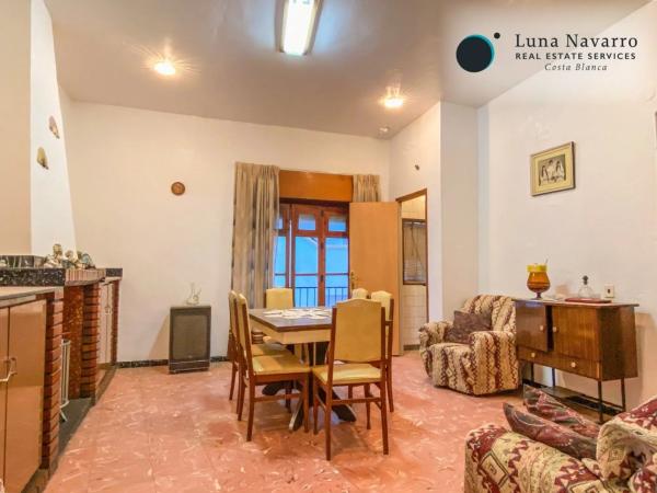 Casa de pueblo en avenida Marina Baixa