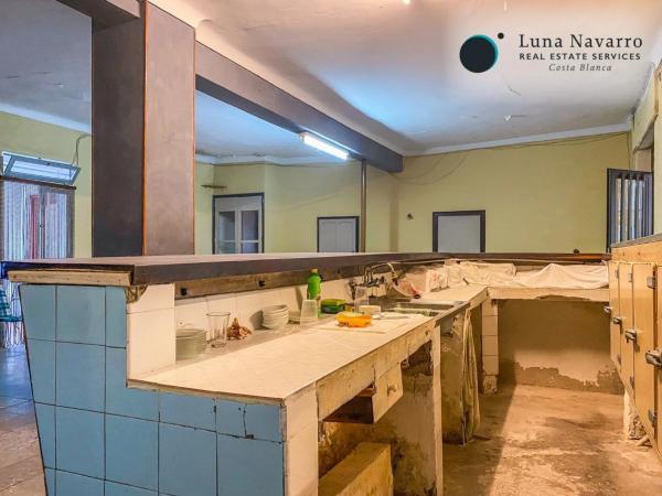 Casa de pueblo en avenida Marina Baixa