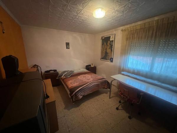 Casa de pueblo en calle Engràcia, 19