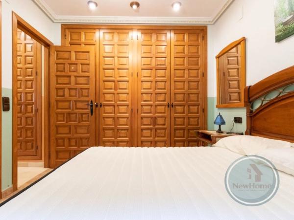 Chalet adosado en Urbanización la Almedia