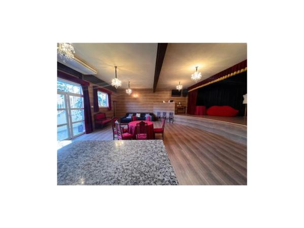 Casa independiente en Urbanización la Almedia