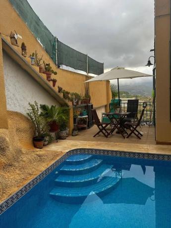 Chalet adosado en Urbanización la Almedia s/n