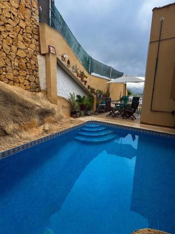 Chalet adosado en Urbanización la Almedia s/n