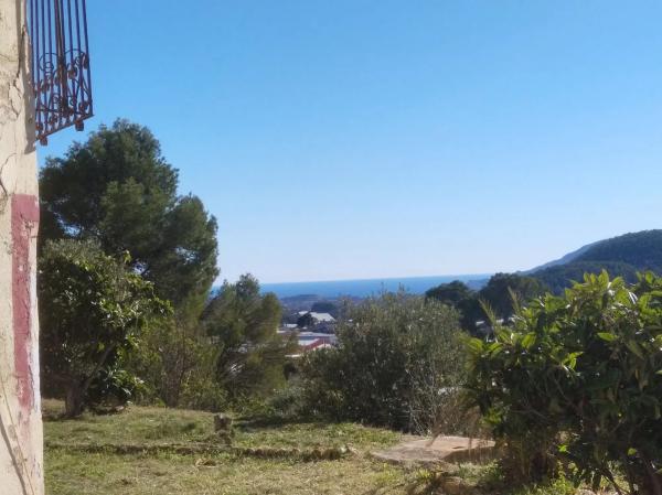 Casa independiente en calle Ausiàs March, 27