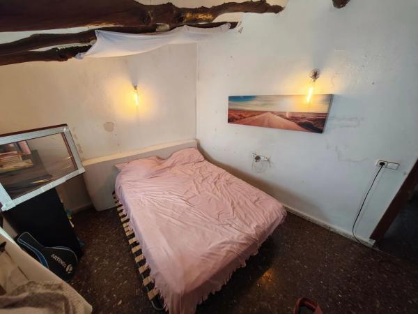 Chalet adosado en CL Verge De Les Injuries