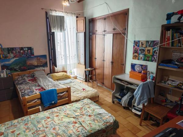 Chalet adosado en CL Verge De Les Injuries