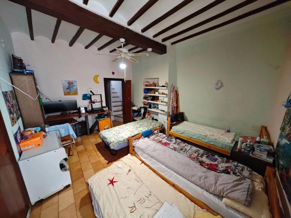 Chalet adosado en CL Verge De Les Injuries