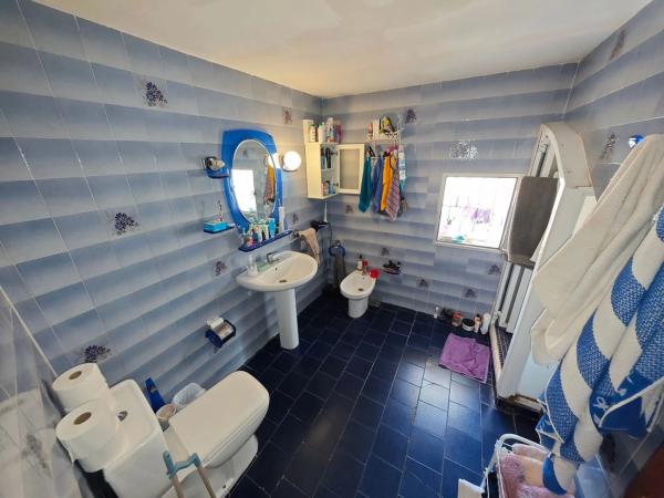 Chalet adosado en CL Verge De Les Injuries