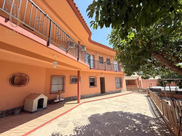 Casa independiente en calle Lope de Vega, 1