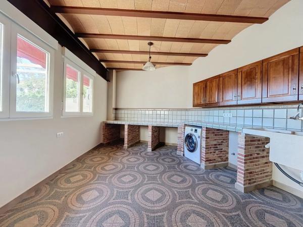 Casa independiente en Urbanización la Almedia