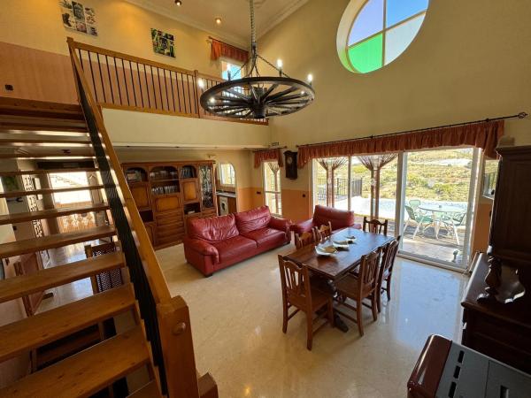 Casa independiente en Urbanización la Almedia, 25