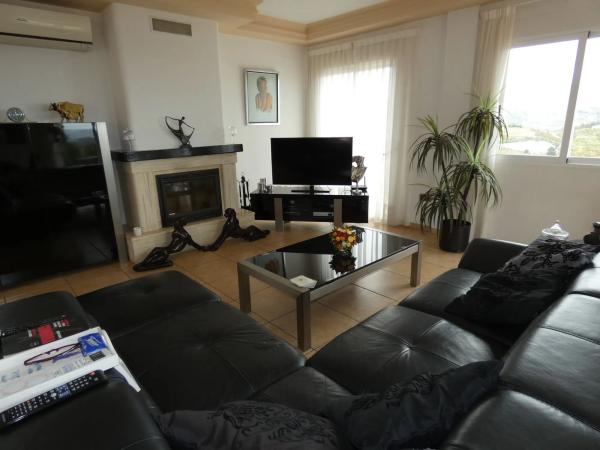 Casa independiente en Urbanización la Almedia