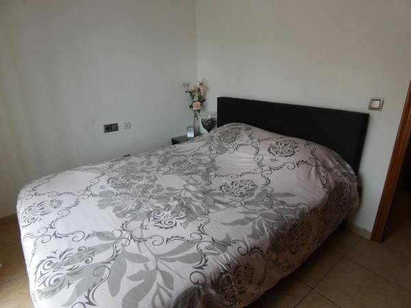 Casa independiente en Urbanización la Almedia