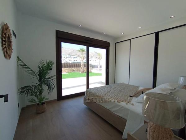 Casa independiente en calle d'Equador