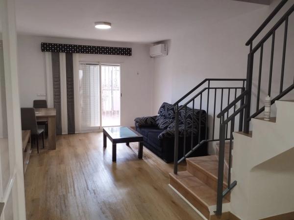 Chalet adosado en avenida Costa Blanca, 30