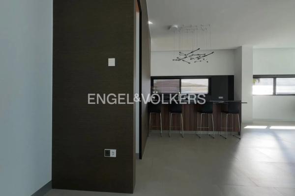 Casa independiente en calle Viena, 36