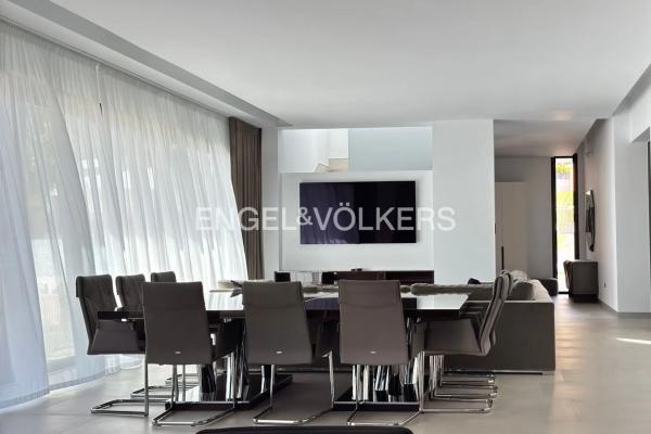 Casa independiente en calle Viena, 36