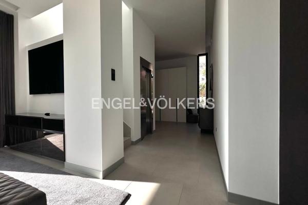 Casa independiente en calle Viena, 36