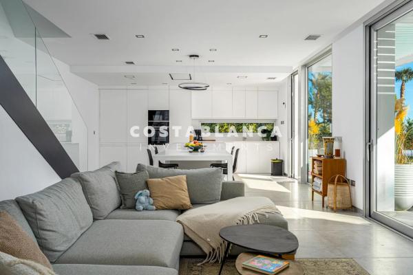 Chalet en calle Atenas