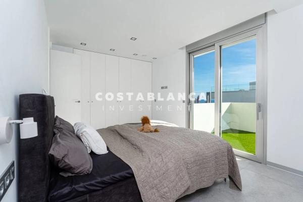 Chalet en calle Atenas