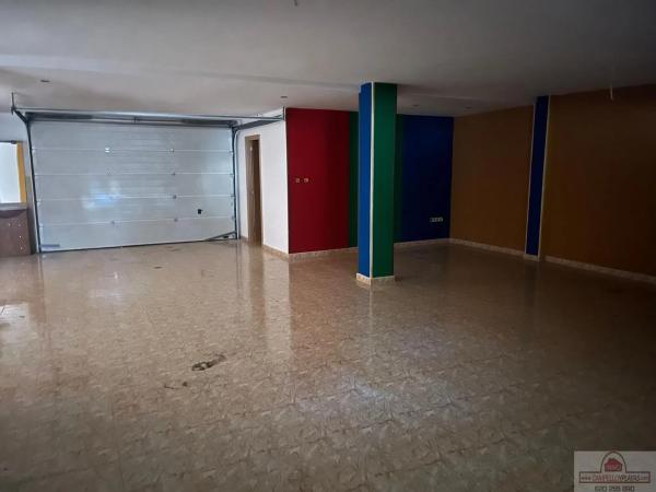 Chalet adosado en avenida Mimosas