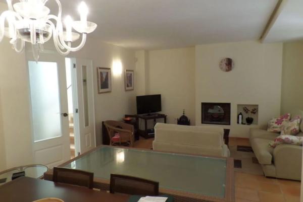 Casa independiente en calle Roma