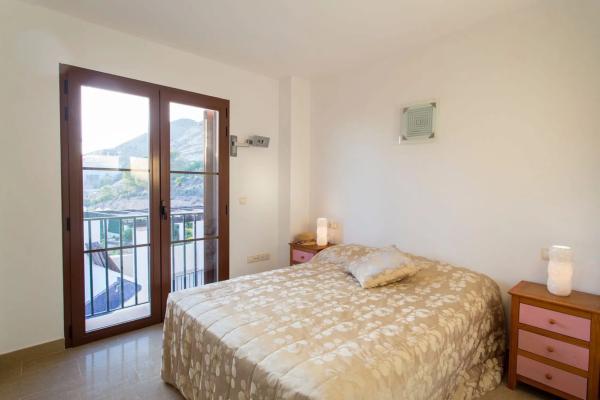 Casa independiente en calle Roma