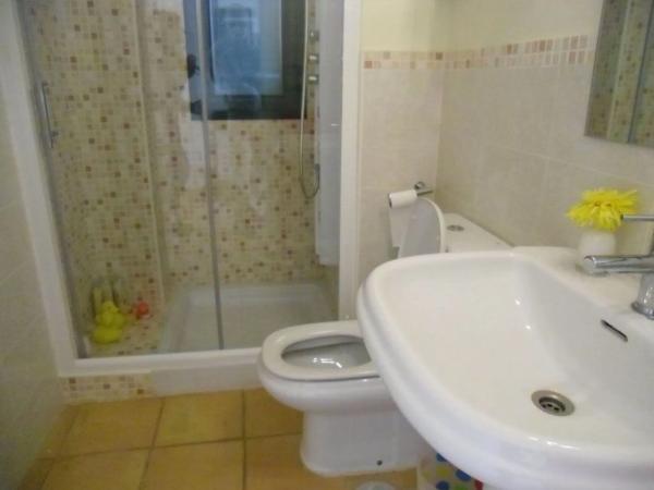 Casa independiente en calle Roma