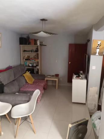 Chalet adosado en calle Castell