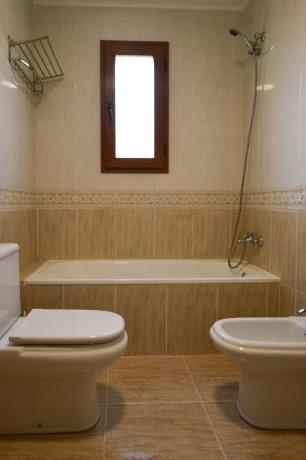 Casa independiente en avenida Oviedo