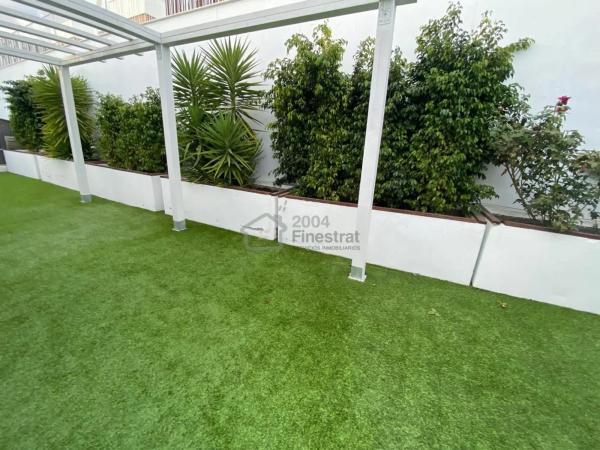 Casa independiente en calle d'Equador