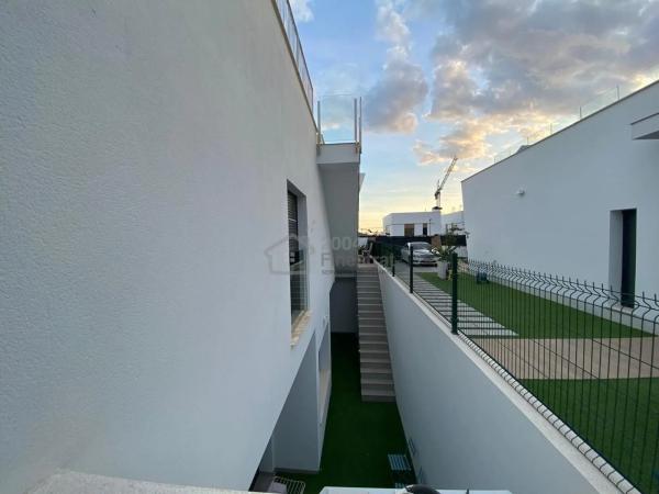 Casa independiente en calle d'Equador