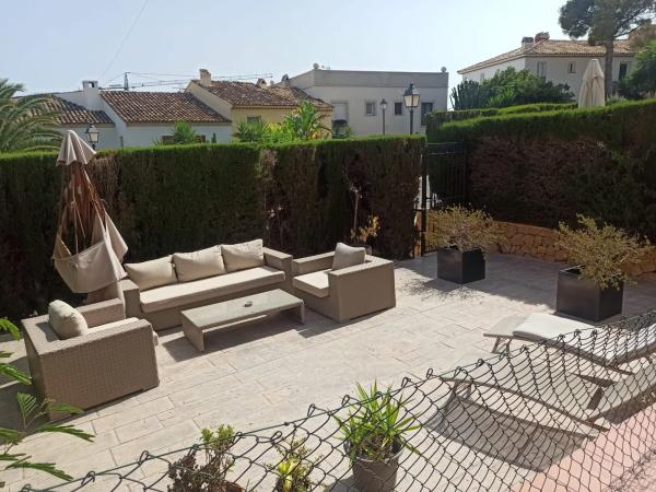 Chalet adosado en calle Isla Mallorca