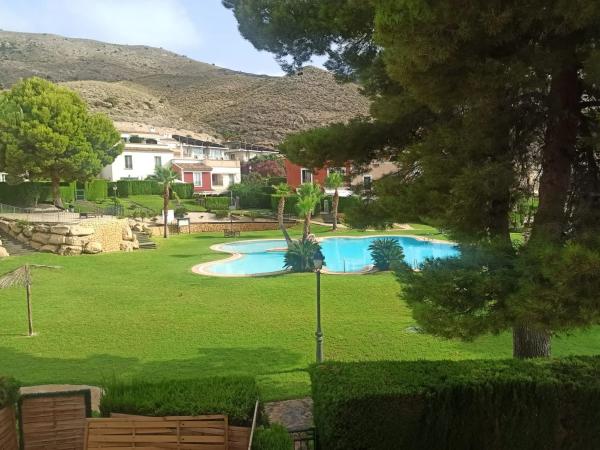 Chalet adosado en calle Isla Mallorca