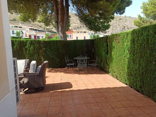 Chalet adosado en calle Isla Mallorca