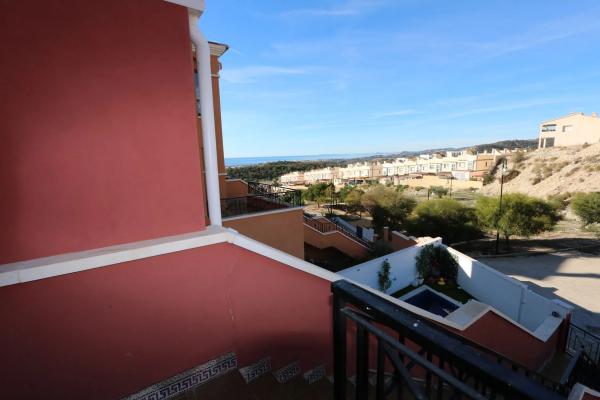 Chalet adosado en avenida Barcelona, 302