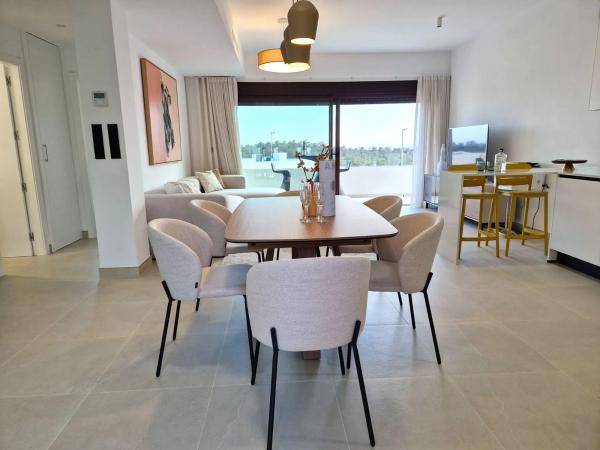 Casa independiente en avenida Barcelona