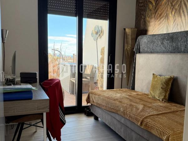 Chalet adosado en calle de Brasil