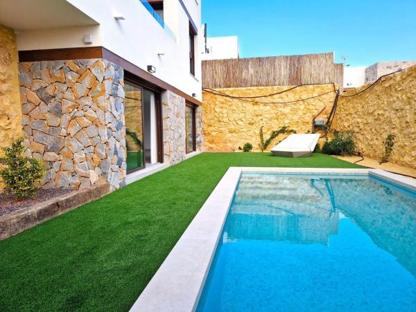 Casa independiente en avenida Barcelona