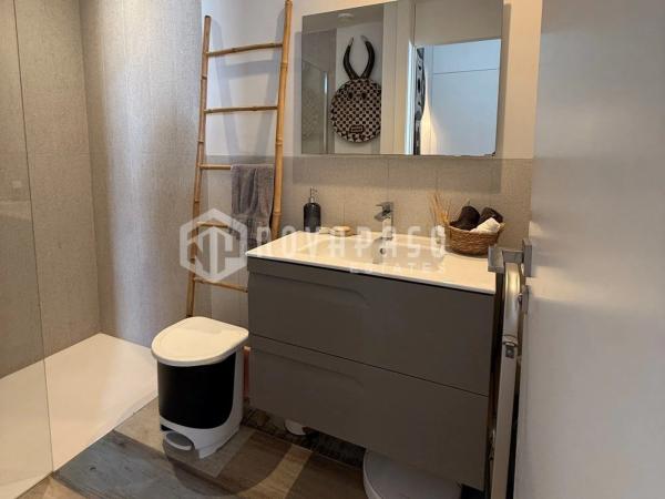 Chalet adosado en calle de Brasil